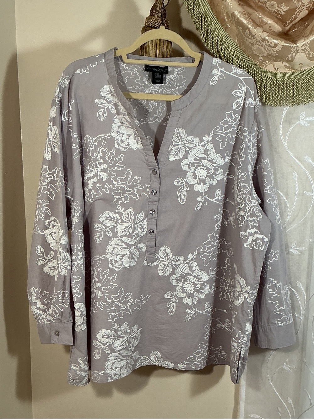 Cynthia Rowley Women’s Sz 3X Floral Embroidered Button-Front Casual Shirt Tunic